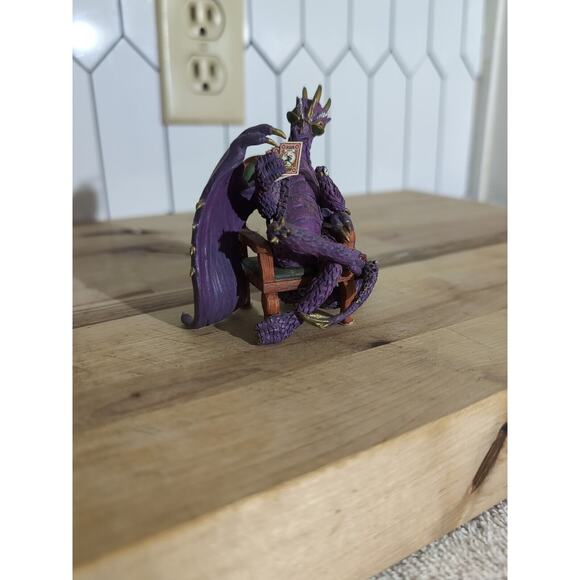 Hamilton Collection Poker Face Ace Dragon Figurine, Hold 'Em‎ Or Fold 'Em Design - Picture 1 of 5